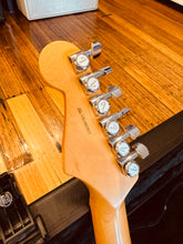 Load image into Gallery viewer, Fender American Standard Stratocaster (2015)