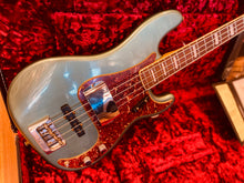 Load image into Gallery viewer, FENDER CUSTOM SHOP LIMITED EDITION P BASS SPECIAL JOURNEYMAN RELIC