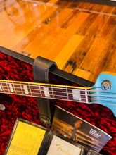 Load image into Gallery viewer, FENDER CUSTOM SHOP LIMITED EDITION P BASS SPECIAL JOURNEYMAN RELIC