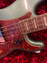Load image into Gallery viewer, FENDER CUSTOM SHOP LIMITED EDITION P BASS SPECIAL JOURNEYMAN RELIC