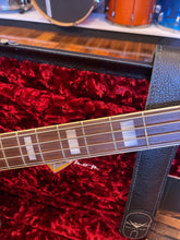 Load image into Gallery viewer, FENDER CUSTOM SHOP LIMITED EDITION P BASS SPECIAL JOURNEYMAN RELIC
