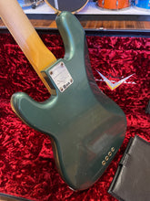 Load image into Gallery viewer, FENDER CUSTOM SHOP LIMITED EDITION P BASS SPECIAL JOURNEYMAN RELIC