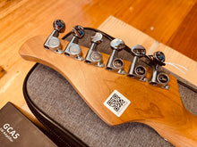 Load image into Gallery viewer, Mooer S801 GTRS Intelligent Guitar
