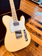 Load image into Gallery viewer, Fender American Performer Telecaster