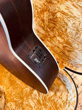 Load image into Gallery viewer, Maton ER90 Traditional