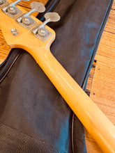 Load image into Gallery viewer, Fender Jazz Bass Fretless – Crafted in Japan