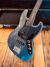 Load image into Gallery viewer, Fender Aerodyne Jazz Bass