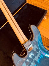 Load image into Gallery viewer, Fender Aerodyne Jazz Bass