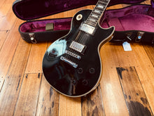 Load image into Gallery viewer, Gibson les Paul Custom 1972