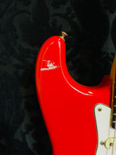Load image into Gallery viewer, JV Fender Squier Stratocaster 1983
