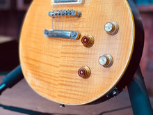 Load image into Gallery viewer, Vintage V100 'Lemon Drop'