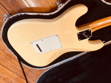Load image into Gallery viewer, Fender American standard