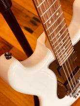 Load image into Gallery viewer, Fender Squier Contemporary