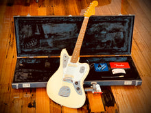 Load image into Gallery viewer, FENDER JOHNNY MARR JAGUAR