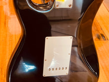 Load image into Gallery viewer, Fender JV Stratocaster 1983
