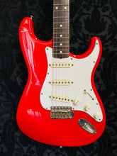Load image into Gallery viewer, JV Fender Squier Stratocaster 1983