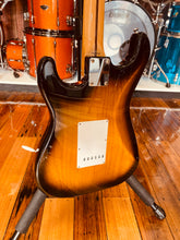 Load image into Gallery viewer, Tokai Goldstar sound