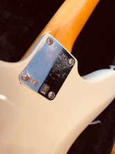 Load image into Gallery viewer, FENDER JOHNNY MARR JAGUAR