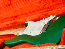 Load image into Gallery viewer, Fender Eric Clapton Stratocaster