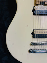 Load image into Gallery viewer, Peavey EVH WOLFGANG