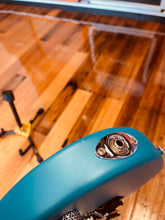 Load image into Gallery viewer, Charvel Pro-Mod San Dimas Style 1