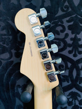 Load image into Gallery viewer, Fender American professional stratocaster
