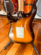 Load image into Gallery viewer, Tokai Goldstar sound