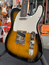 Load image into Gallery viewer, Fender Ash deluxe USA