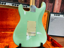 Load image into Gallery viewer, Fender NOS custom shop 57