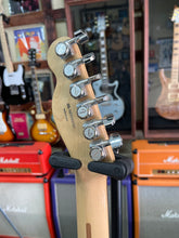 Load image into Gallery viewer, Fender Ash deluxe USA