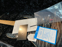 Load image into Gallery viewer, Suhr Custom Modern