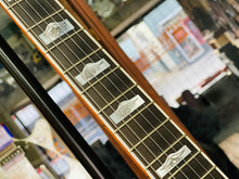 Load image into Gallery viewer, Gretsch white Penguin 6134