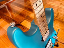 Load image into Gallery viewer, Charvel Pro-Mod San Dimas Style 1