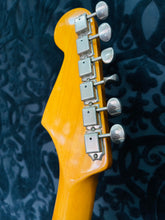 Load image into Gallery viewer, Fender 57 American vintage re-issue Stratocaster