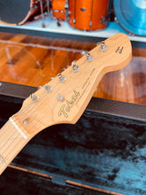 Load image into Gallery viewer, Tokai Goldstar sound