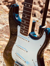 Load image into Gallery viewer, Fender FSR American vintage 70s Stratocaster