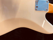 Load image into Gallery viewer, FENDER JOHNNY MARR JAGUAR