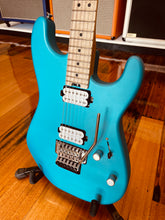 Load image into Gallery viewer, Charvel Pro-Mod San Dimas Style 1