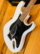 Load image into Gallery viewer, Fender Squier Contemporary