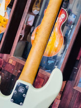 Load image into Gallery viewer, ERNIE BALL MUSICMAN STINGRAY