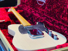 Load image into Gallery viewer, Fender 70th Anniversary 1950 Broadcaster