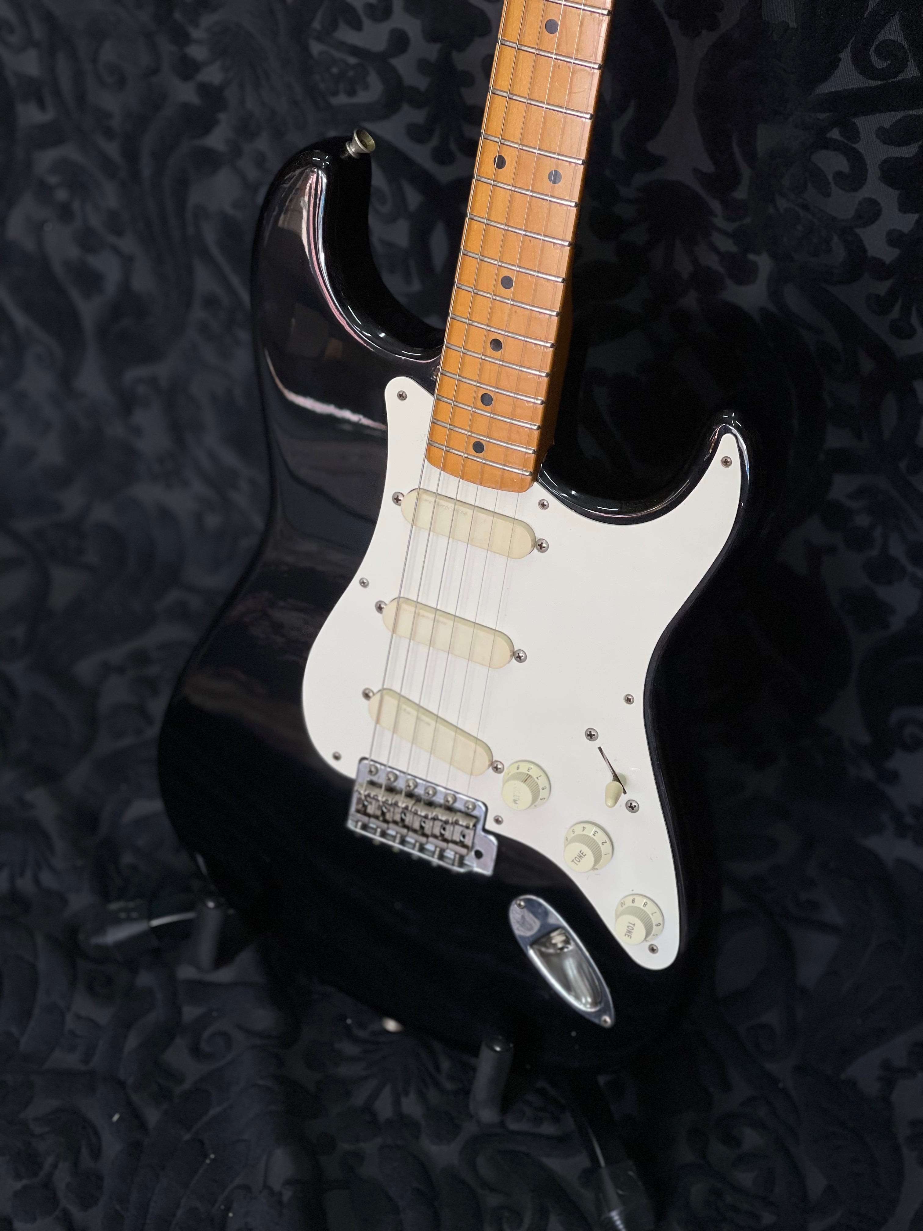 Fender Stratocaster '54 JVRI – Classic Guitars and Amps