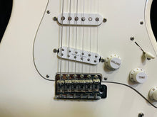 Load image into Gallery viewer, Fender MEX EOB Sustainer Stratocaster