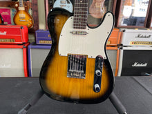 Load image into Gallery viewer, Fender Ash deluxe USA