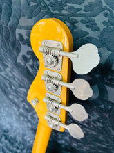 Load image into Gallery viewer, Fender Precision Bass 62-JVRI
