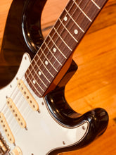 Load image into Gallery viewer, Fender JV Stratocaster 1983