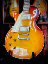 Load image into Gallery viewer, Gibson Les Paul R8 (LH)