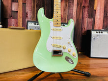 Load image into Gallery viewer, Fender NOS custom shop 57