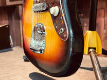 Load image into Gallery viewer, Fender Jazzmaster '66 JVRI