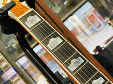 Load image into Gallery viewer, Gretsch white Penguin 6134